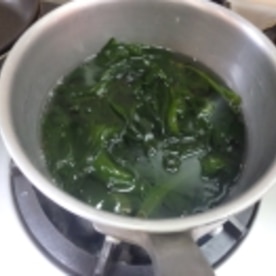 新ワカメと小海老のペペロンチーノ レシピ 作り方 By 七福おパンダ 楽天レシピ 新ワカメと小海老のペペロンチーノ レシピ 作り方 By 七福おパンダ 楽天レシピ